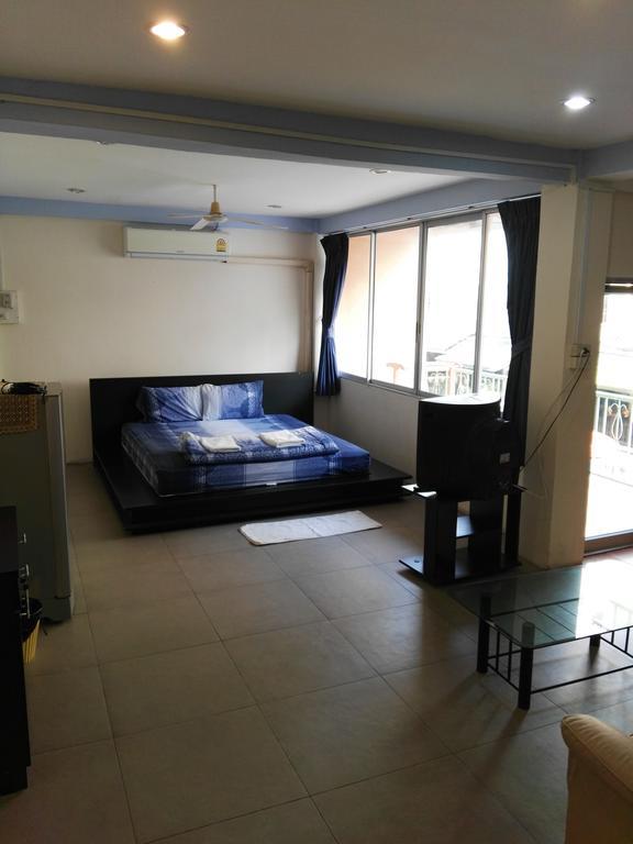 Jomtien Sunset Guesthouse Екстер'єр фото