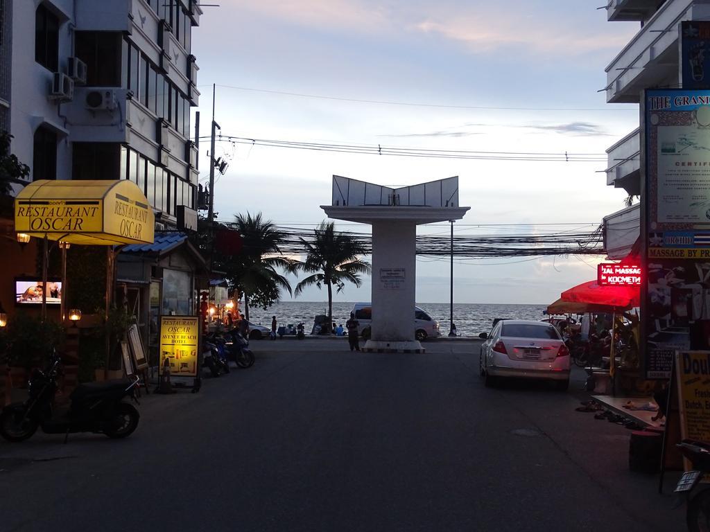 Jomtien Sunset Guesthouse Екстер'єр фото