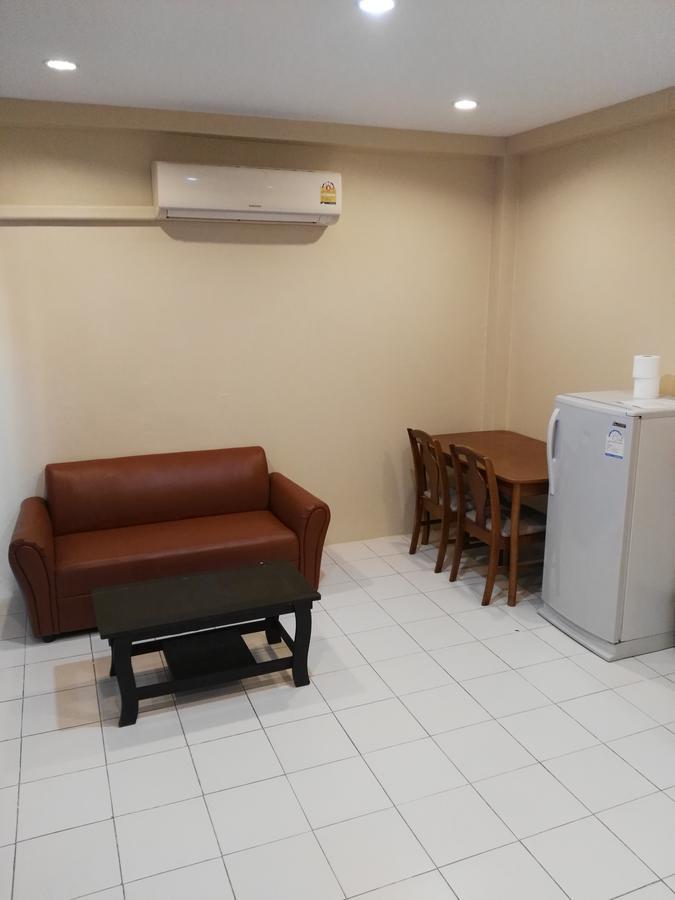 Jomtien Sunset Guesthouse Екстер'єр фото