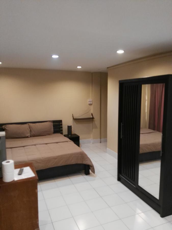 Jomtien Sunset Guesthouse Екстер'єр фото